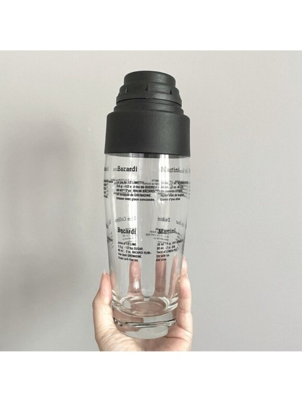Glass Cocktail Shaker w/ Plastic Lid Bilingual Recipes - 3-piece
